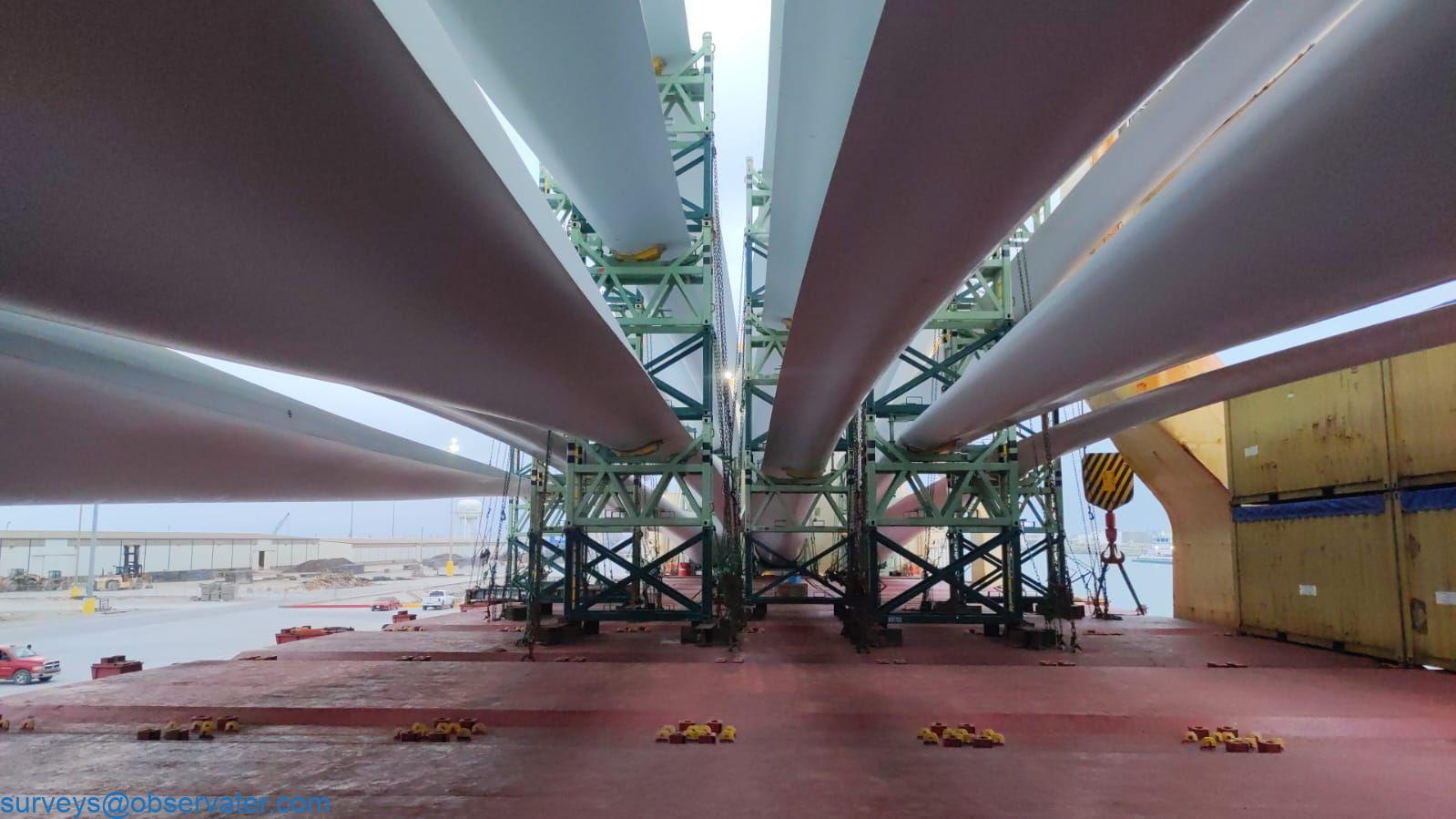 Observater surveyor at port