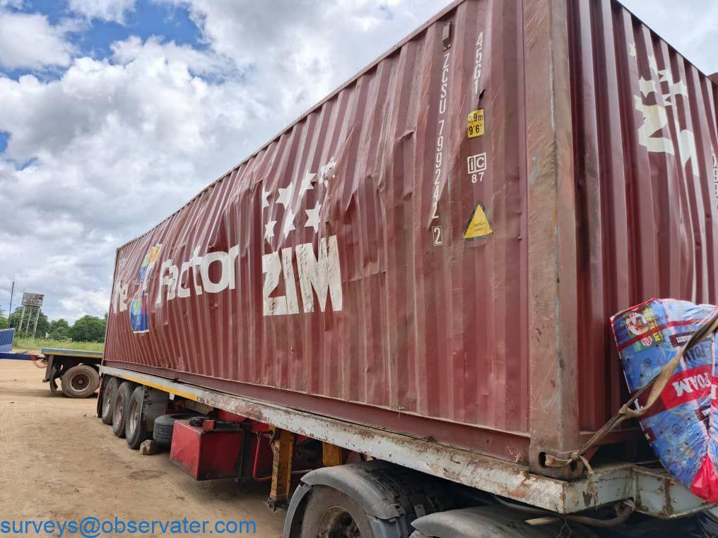 Observater Sudan surveyor inspecting a reefer container unit in Port Sudan
